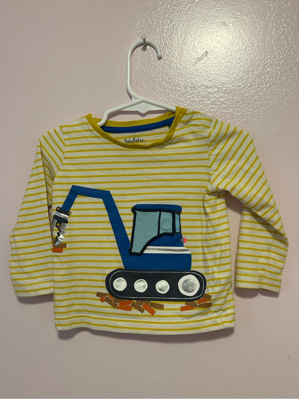 Baby Boden Lift the Flap Excavator Top Sz 6-12 Months